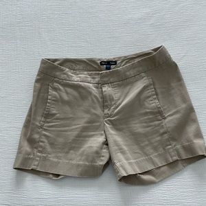 Gap - Hadley shorts - khaki - size 1